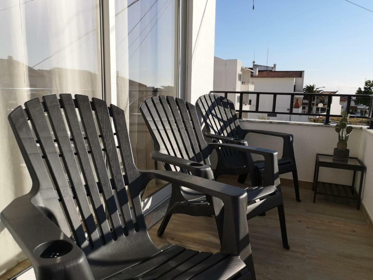 Guilhim Guest House Nazare Exterior photo