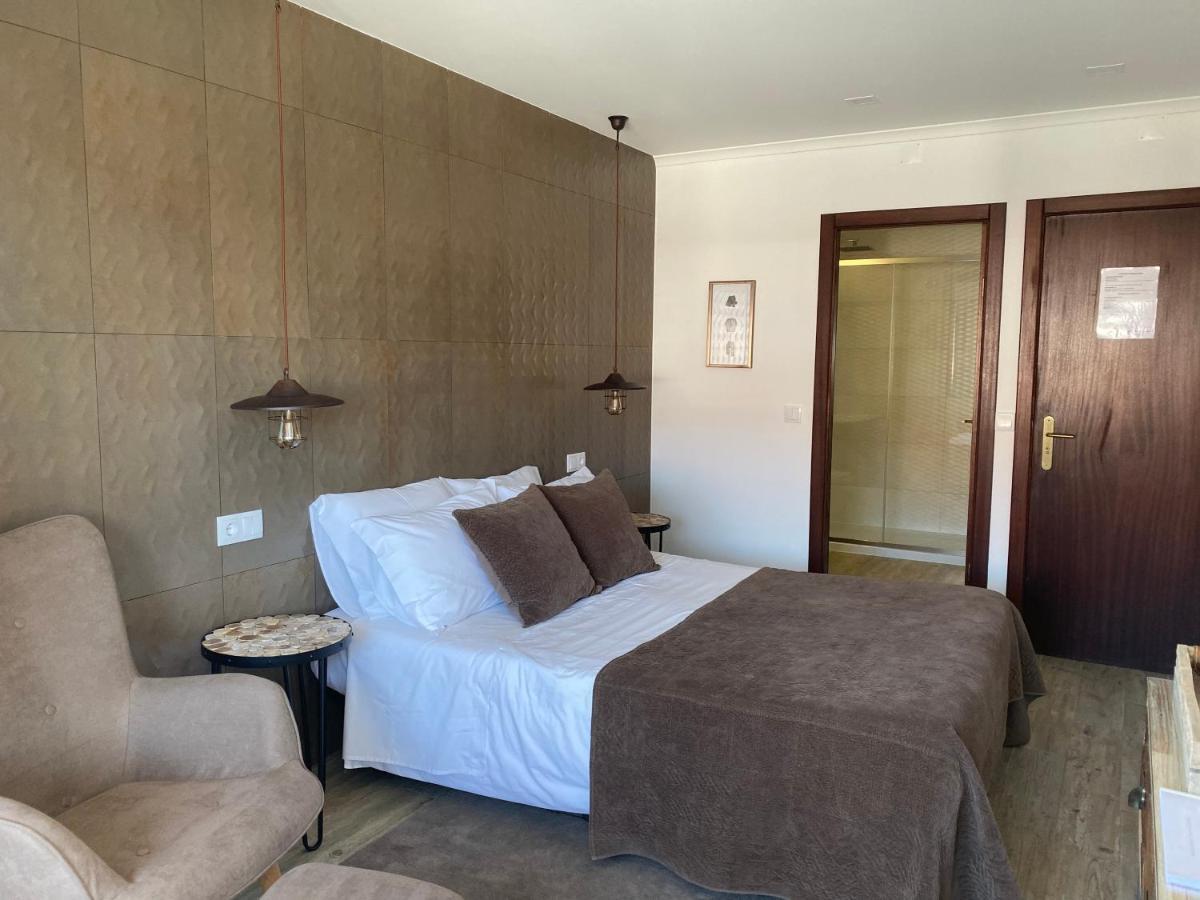 Guilhim Guest House Nazare Exterior photo